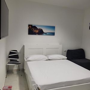 Sg Rooms